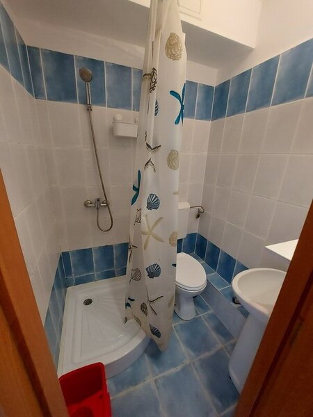 Lacul Tei, Facultatea de Constructii,